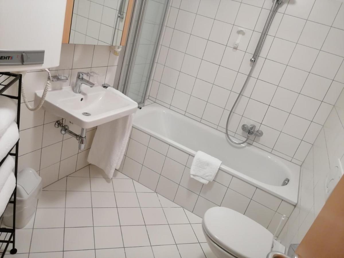 Basic Apartments Downtown Innsbruck Bagian luar foto